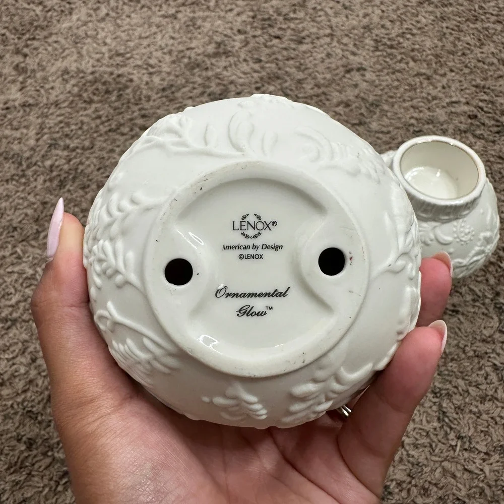 Lenox Ornamental Glow Candle Holder Set 2 Ivory Porcelain Holly Berry Embossed